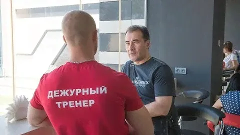 ГЛАВНАЯ ОШИБКА  ДЕЖУРНОГО ТРЕНЕРА  (ФИТНЕС ИНСТРУКТОР, КУРСЫ ФИТНЕСА, КУРС ТРЕНЕР)